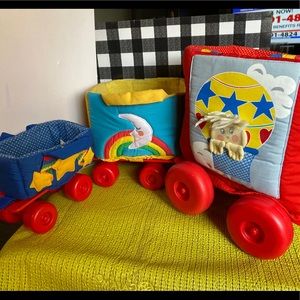 Vintage 1988 pull toy train and storage